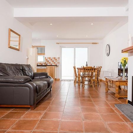 Kilkee Townhouse By Trident Holiday Homes Exterior photo