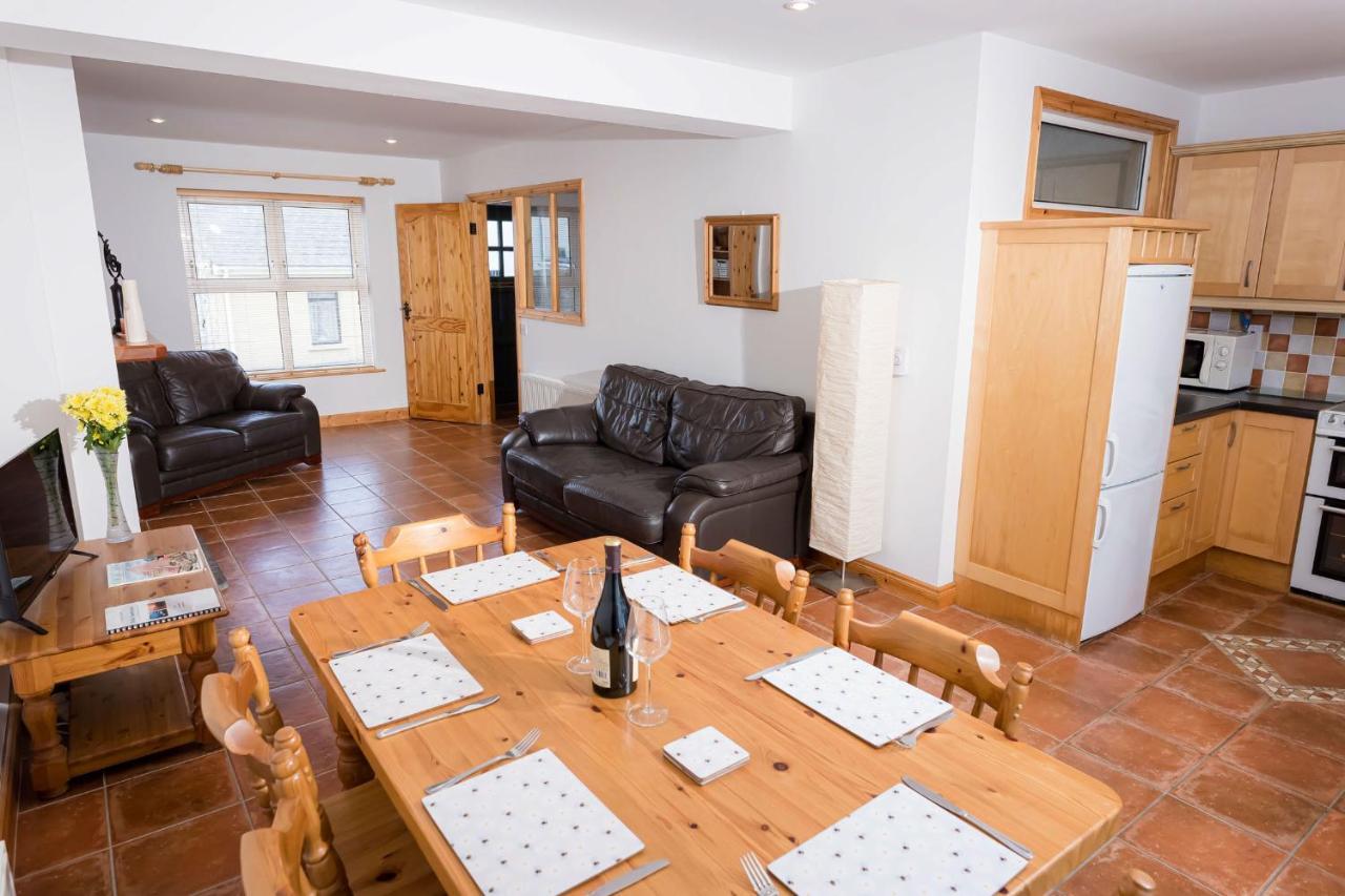 Kilkee Townhouse By Trident Holiday Homes Exterior photo